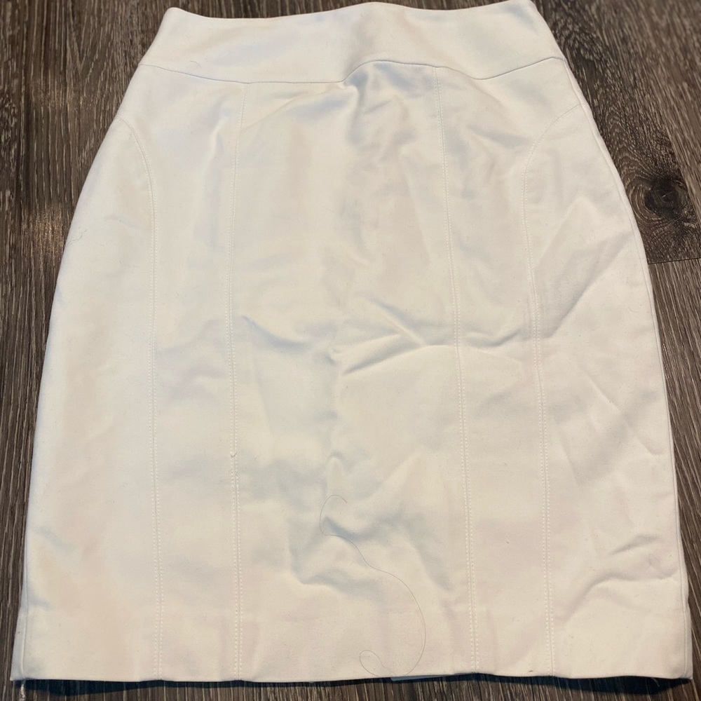 Express, size small, cream color